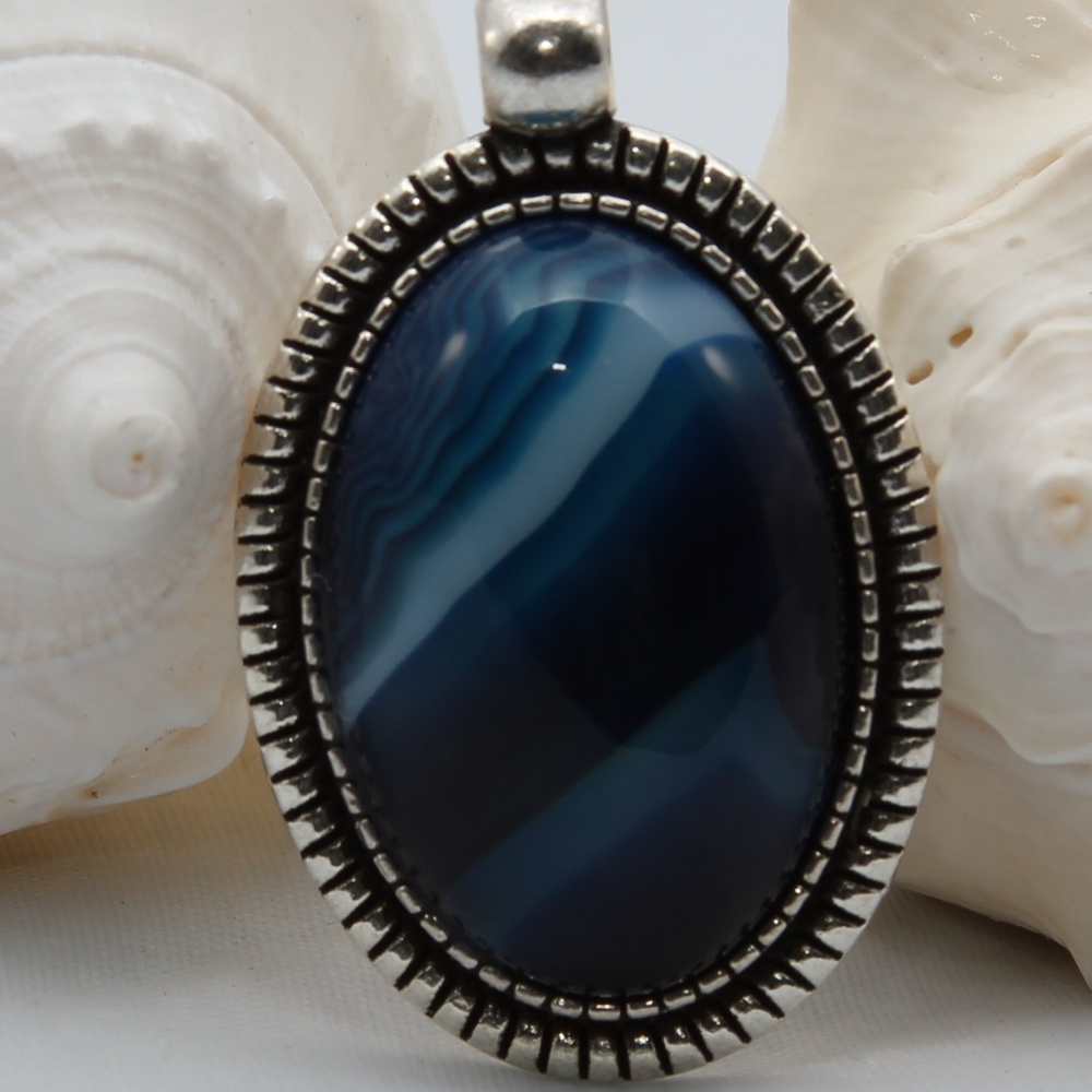 Blue Onyx Agate Pendant